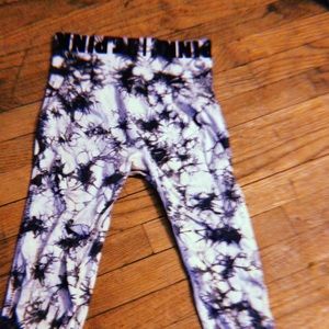 Victoria’s Secret Pink Ultimate Tie dye Leggings